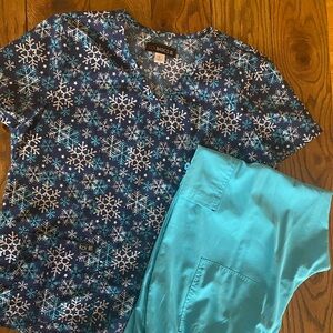 KOI Christmas/Holiday Scrub Set